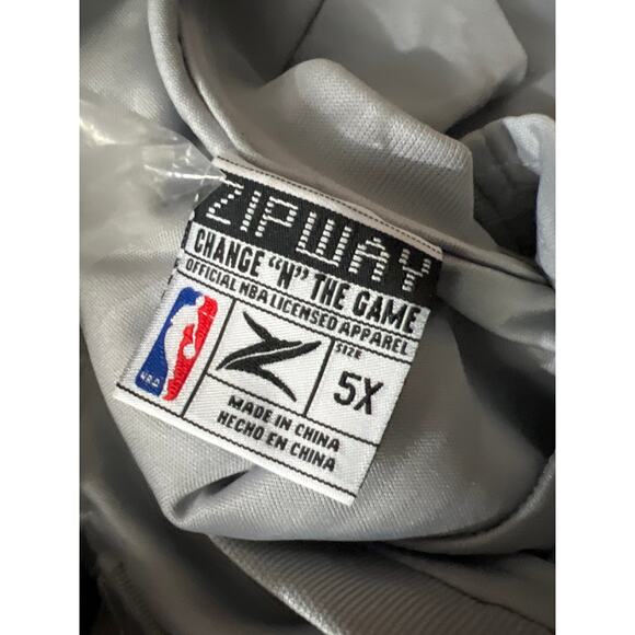 New York Knicks NBA Men ZipWay Change “N” The Game Cut Off Tank Size 5X Gray - Picture 8 of 8